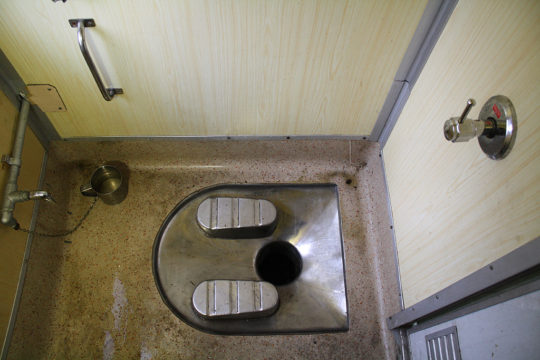 インド寝台列車のトイレ