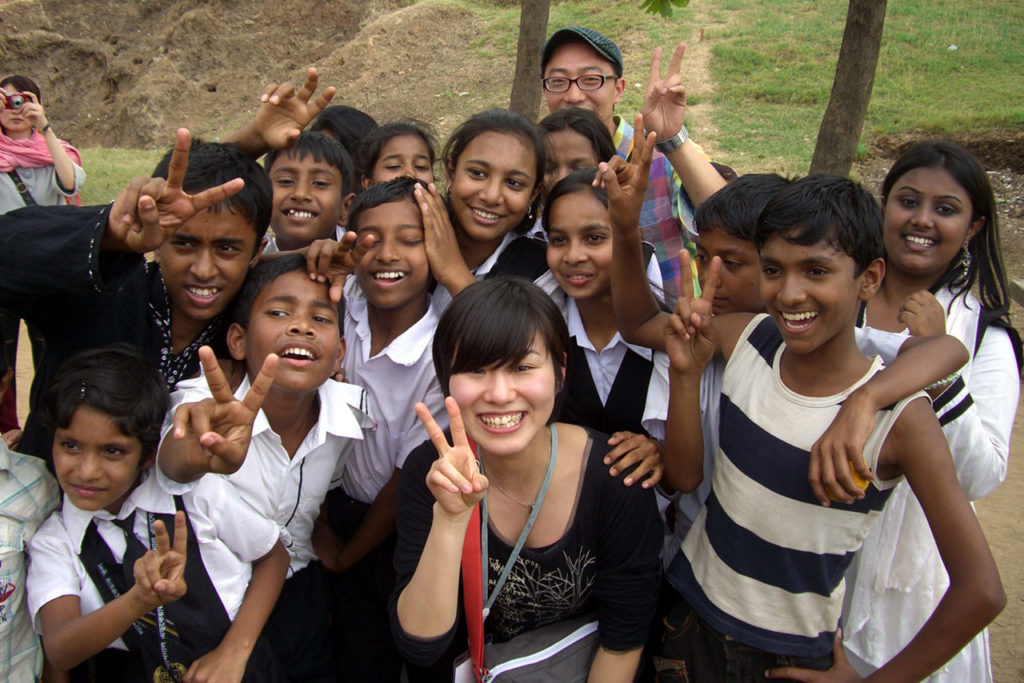 ラールバーグフォートでバングラデシュの学生と交流