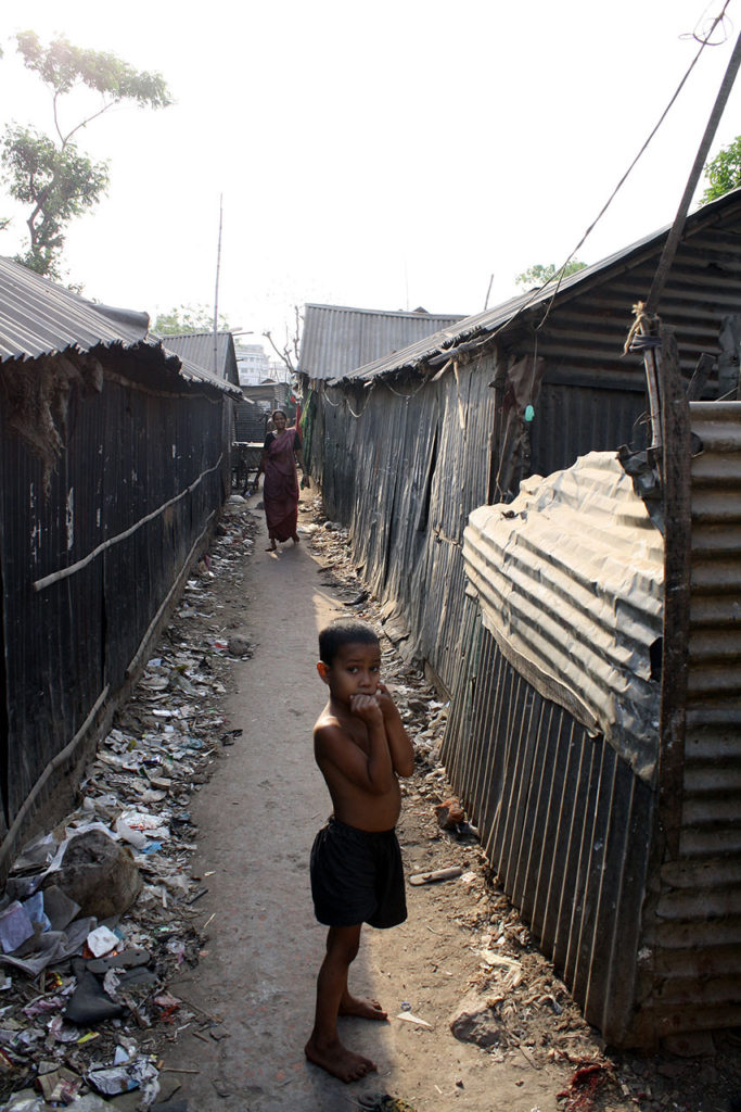 バングラデシュのスラムの家
