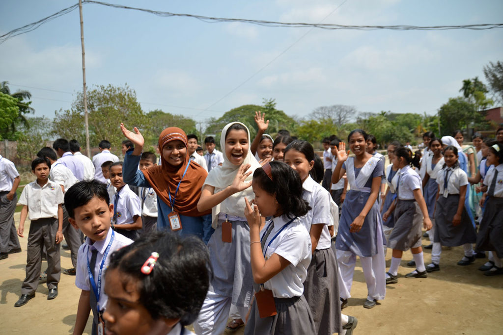 バングラデシュの学生と交流